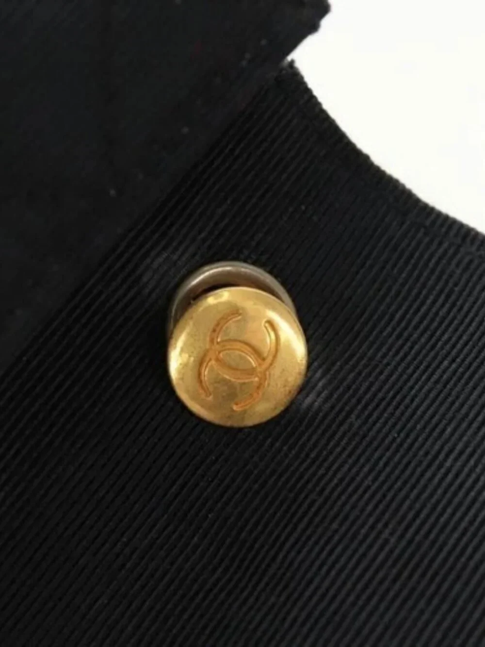 CHANEL brand	chanel color	black